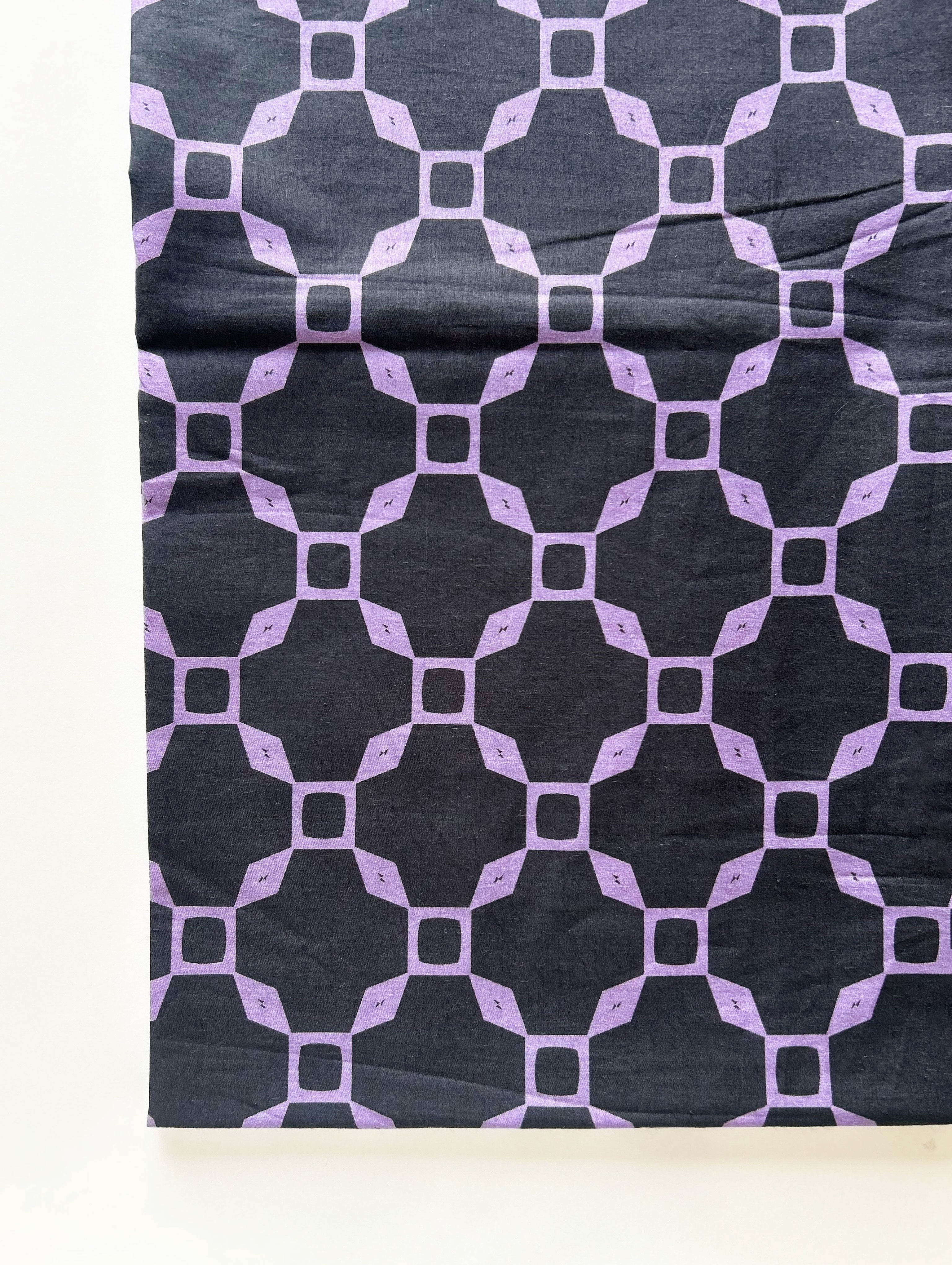 Digital Print 40s (132 x 72) Cotton Poplin Fabric 58"