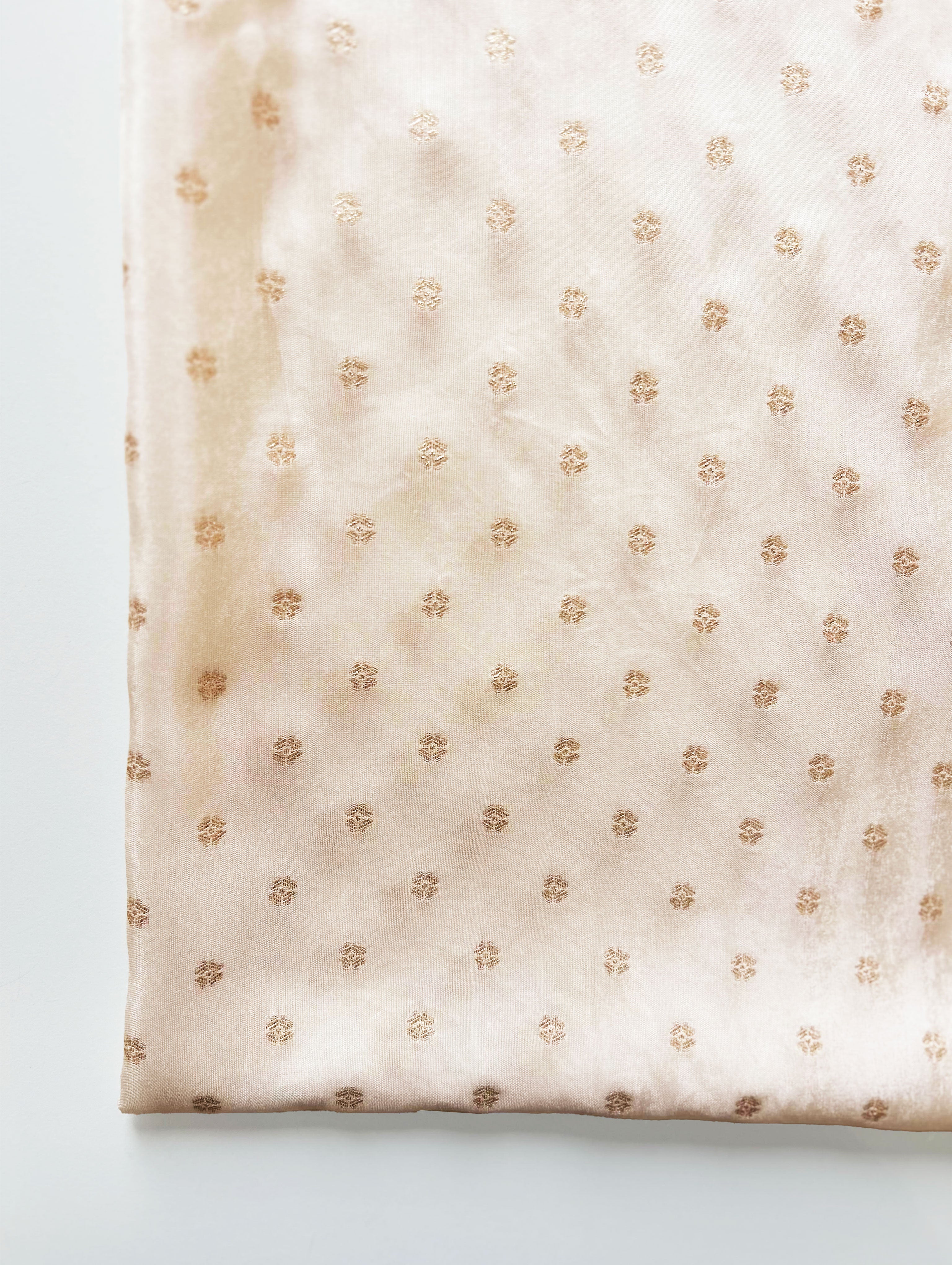 80 Gram Viscose Russian Booti Jacquard Fabric