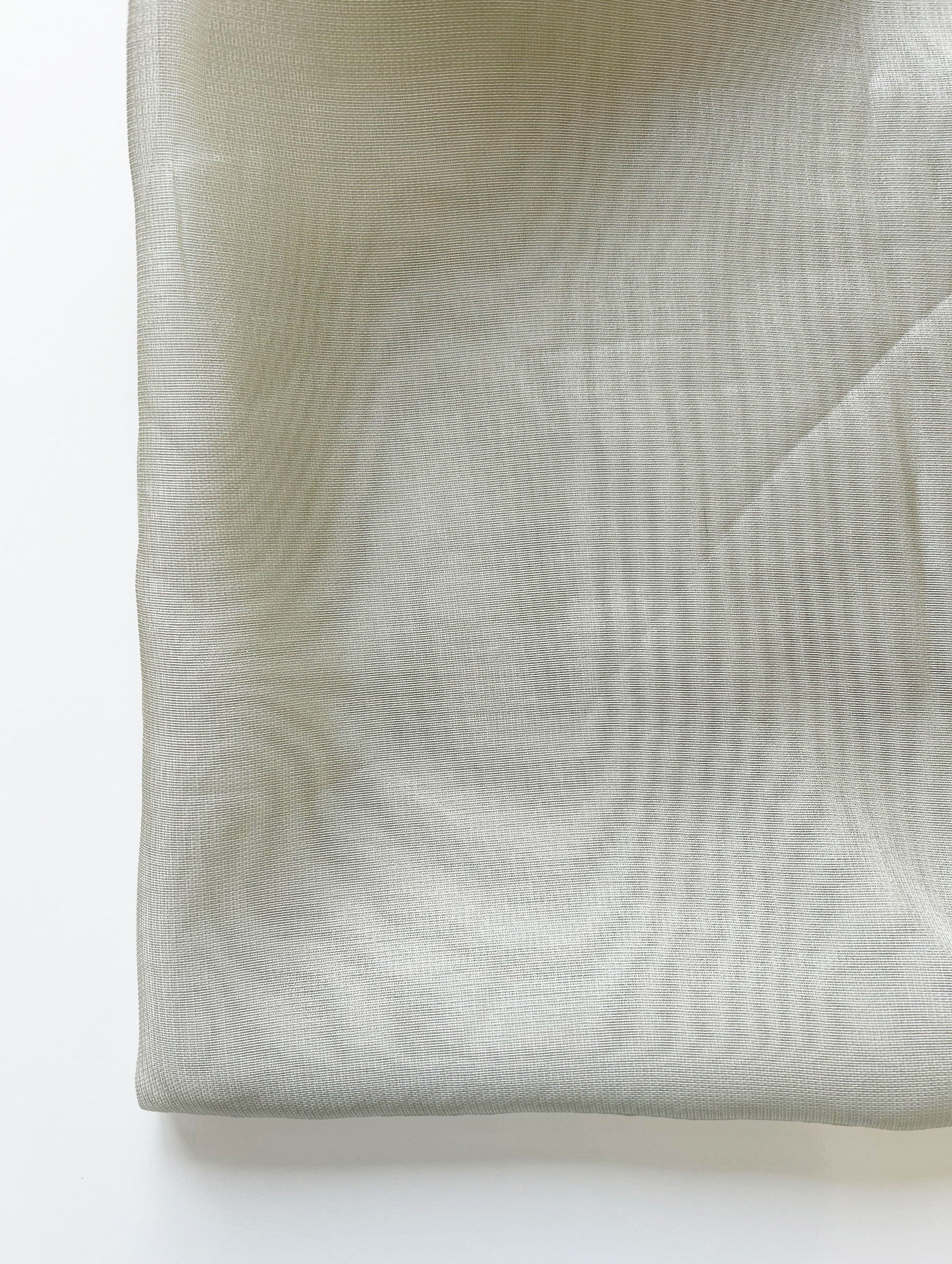 65 Gram Water Gucci Net Fabric 44"