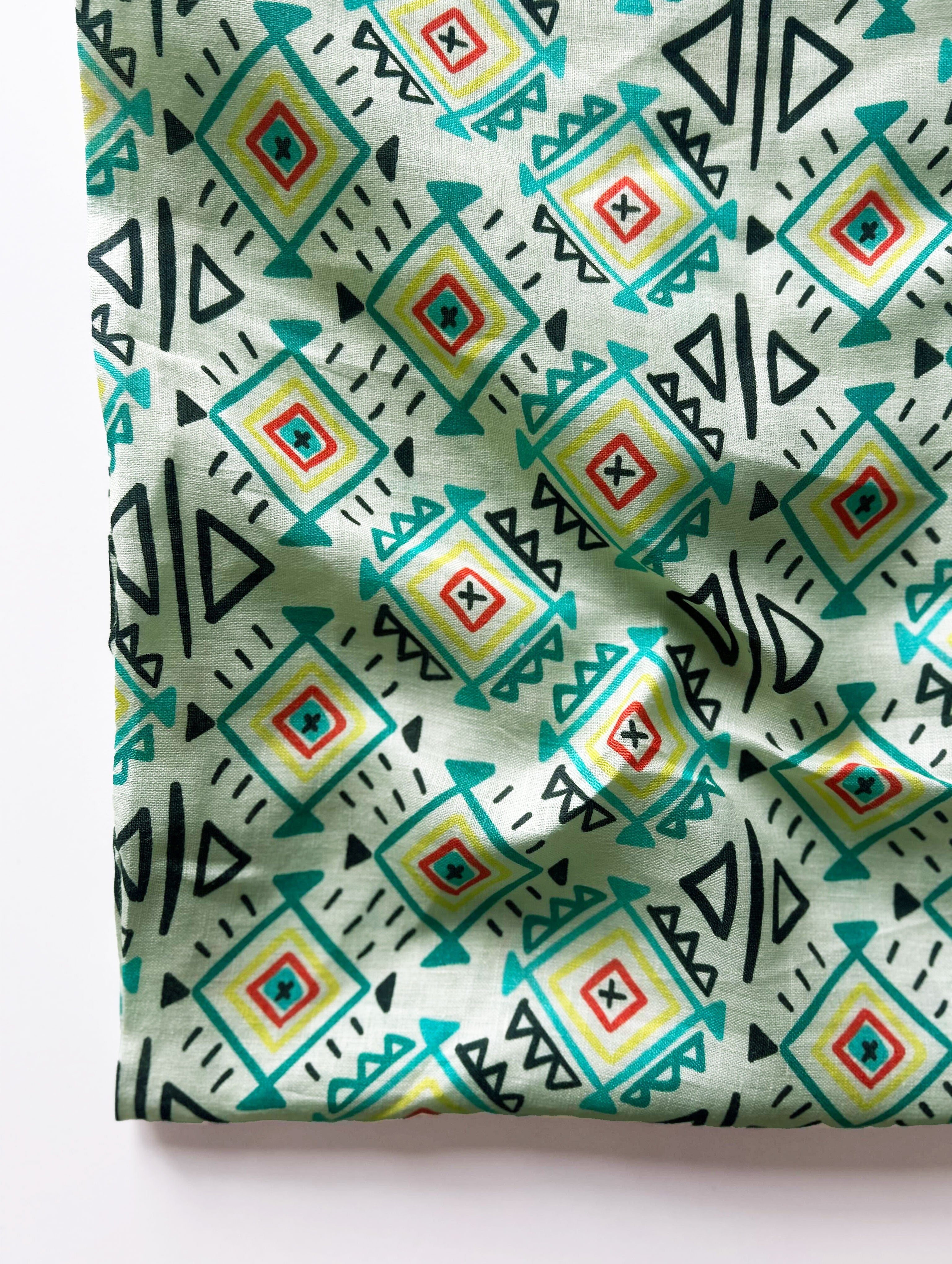 Digital Print 60 Lea Linen Fabric 58"