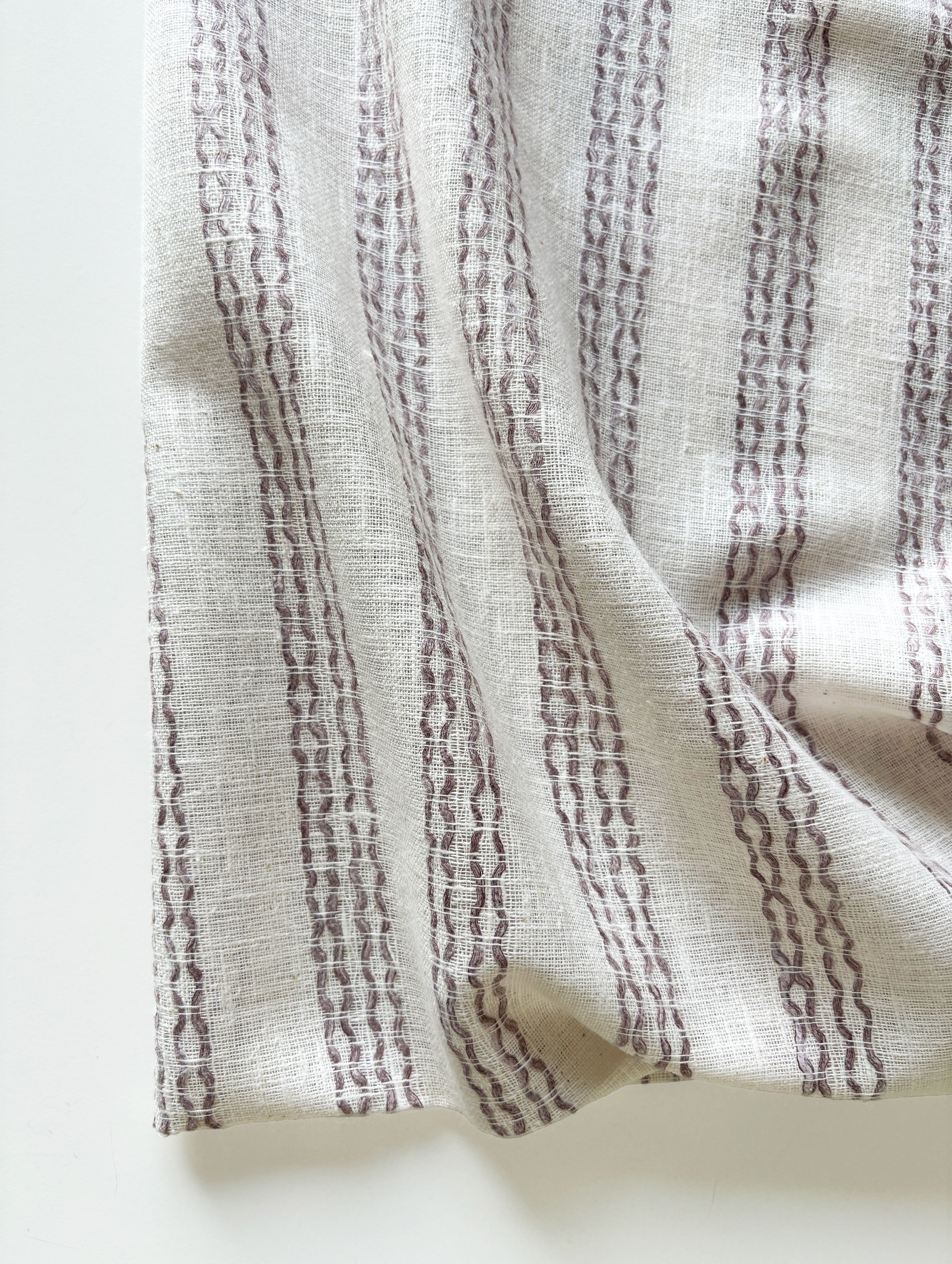 White Loom Textured Blended Cotton Dobby Yarn Dyed Fabric 57"