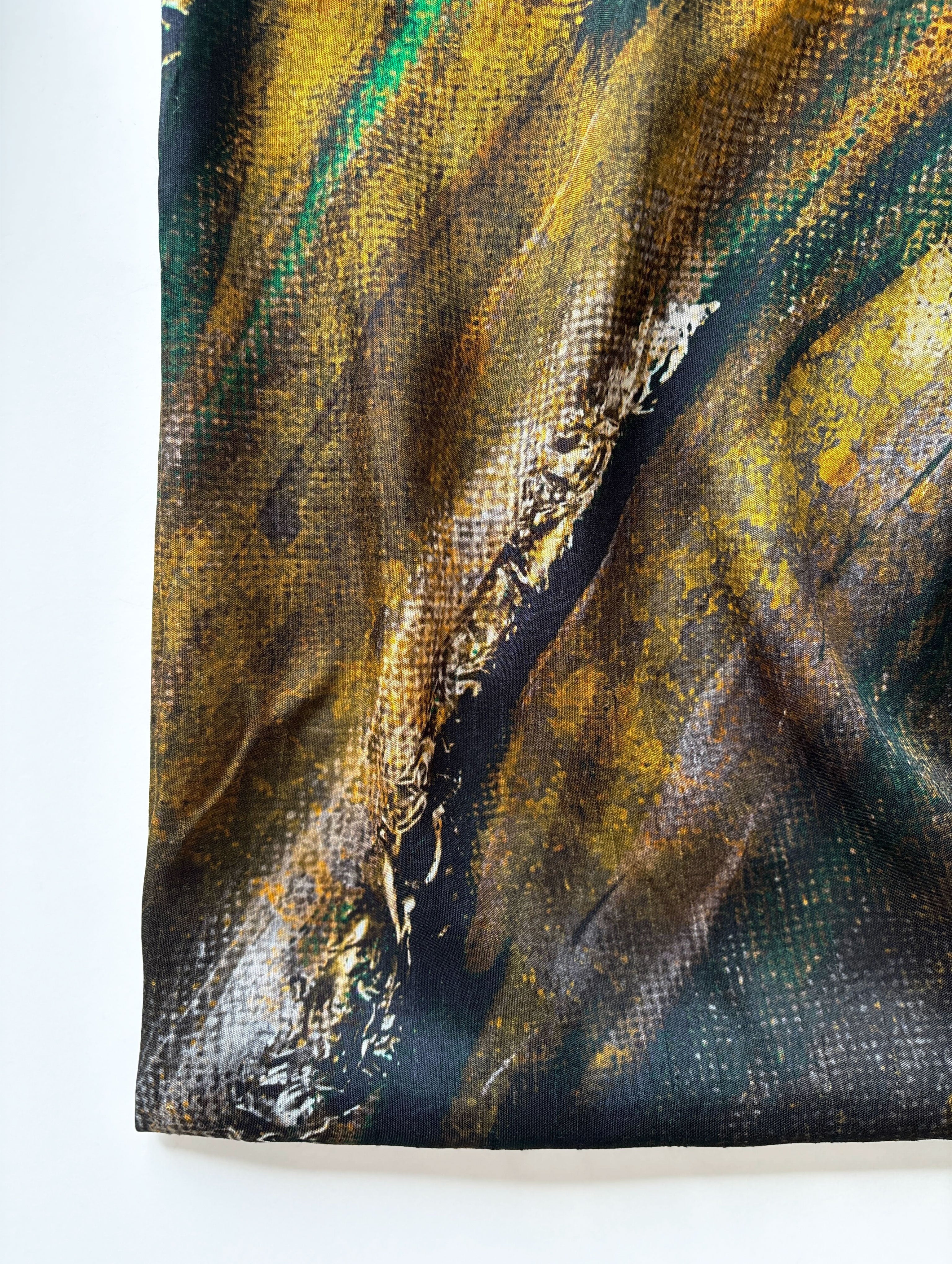 Digital Print 110 Gram Bemberg Raw Silk Fabric