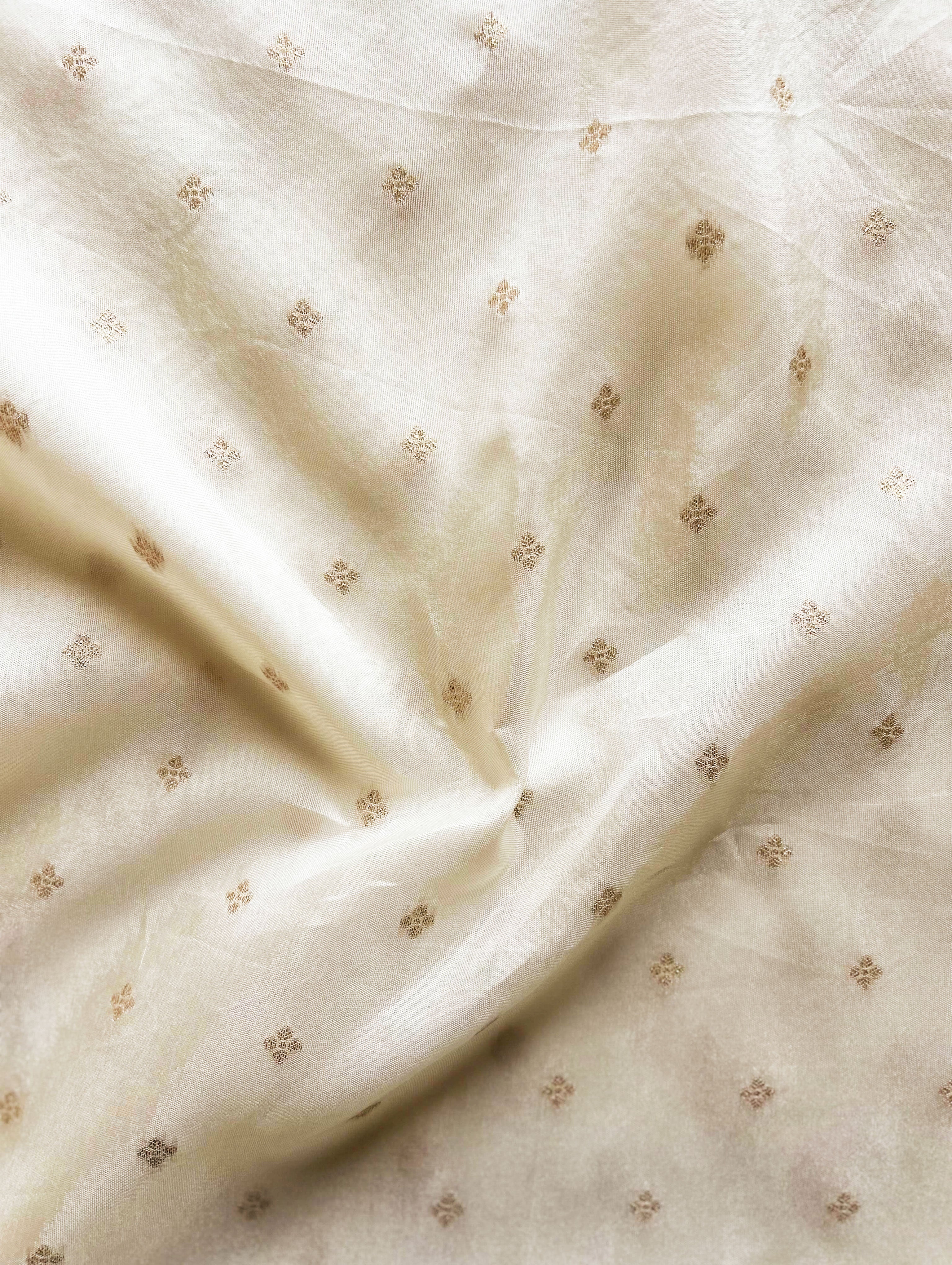 75 Gram Viscose Russian Booti Jacquard Fabric