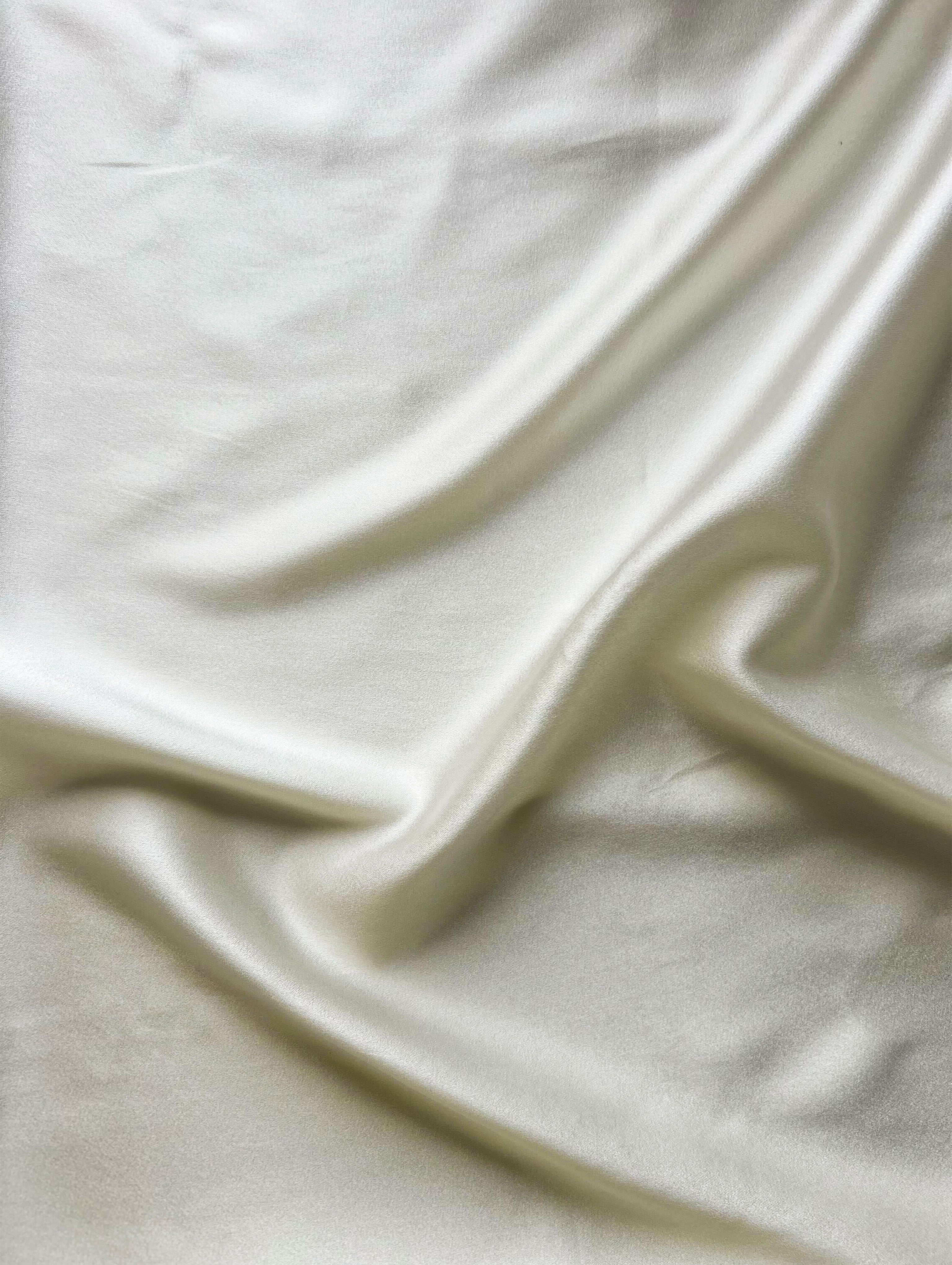 80 Gram Satin Lycra Fabric