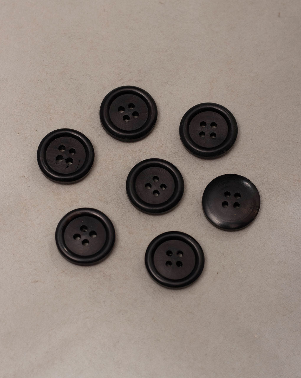 Handmade Horn Buttons ( Set Of 6 ) - Fabriclore.com