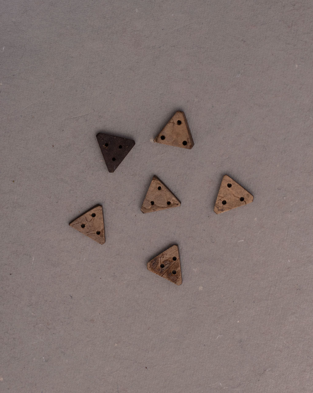 Triangle Coconut Button ( Set Of 6 )