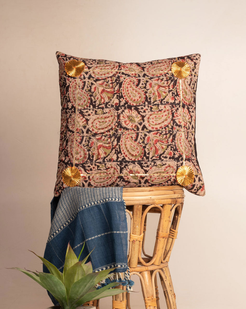 Hand Crafted Kalamkari Cotton Cushion Cover ( 16X16 Inches ) - Fabriclore.com
