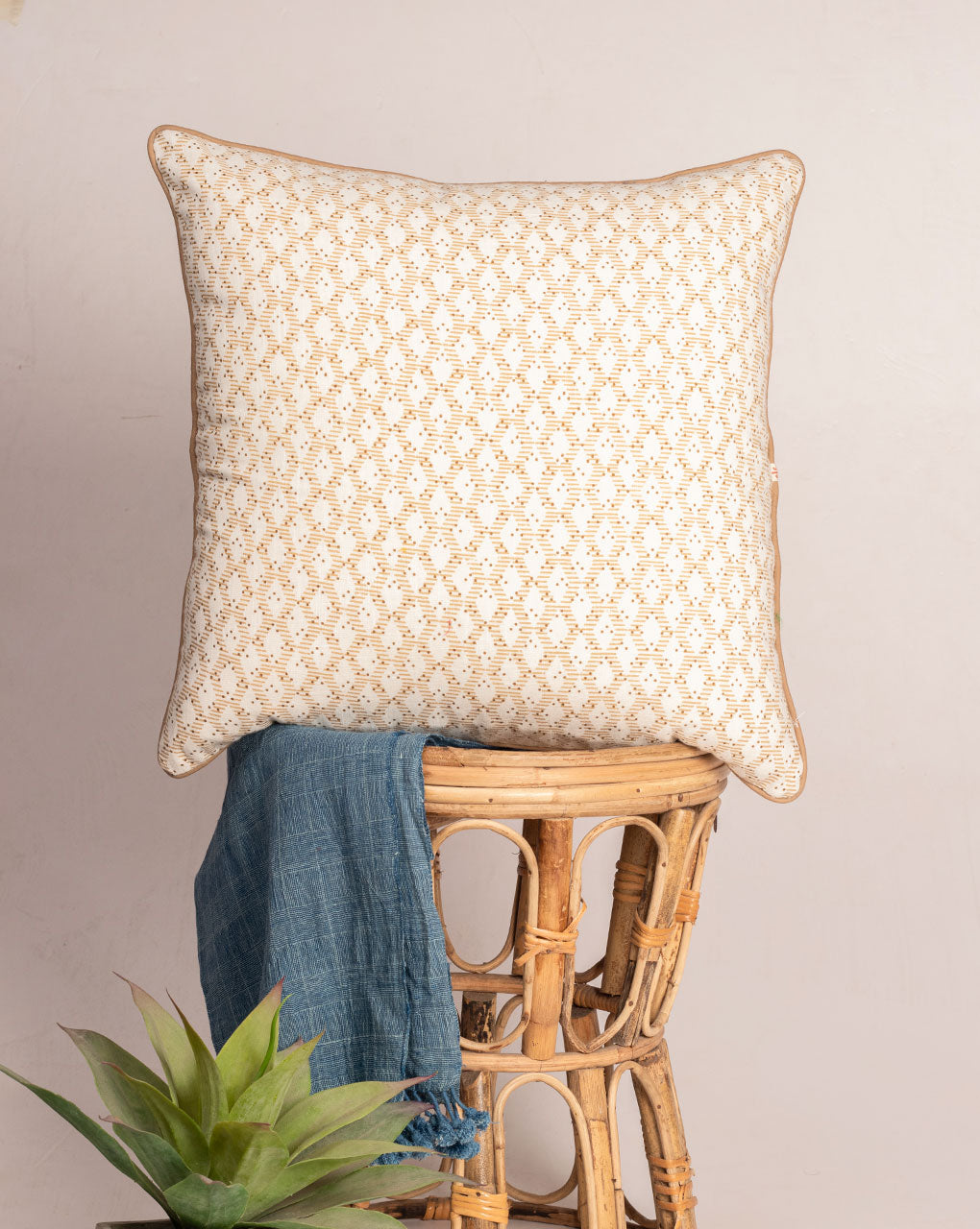 Hand Crafted Cotton Cushion Cover ( 18X18 Inches ) - Fabriclore.com