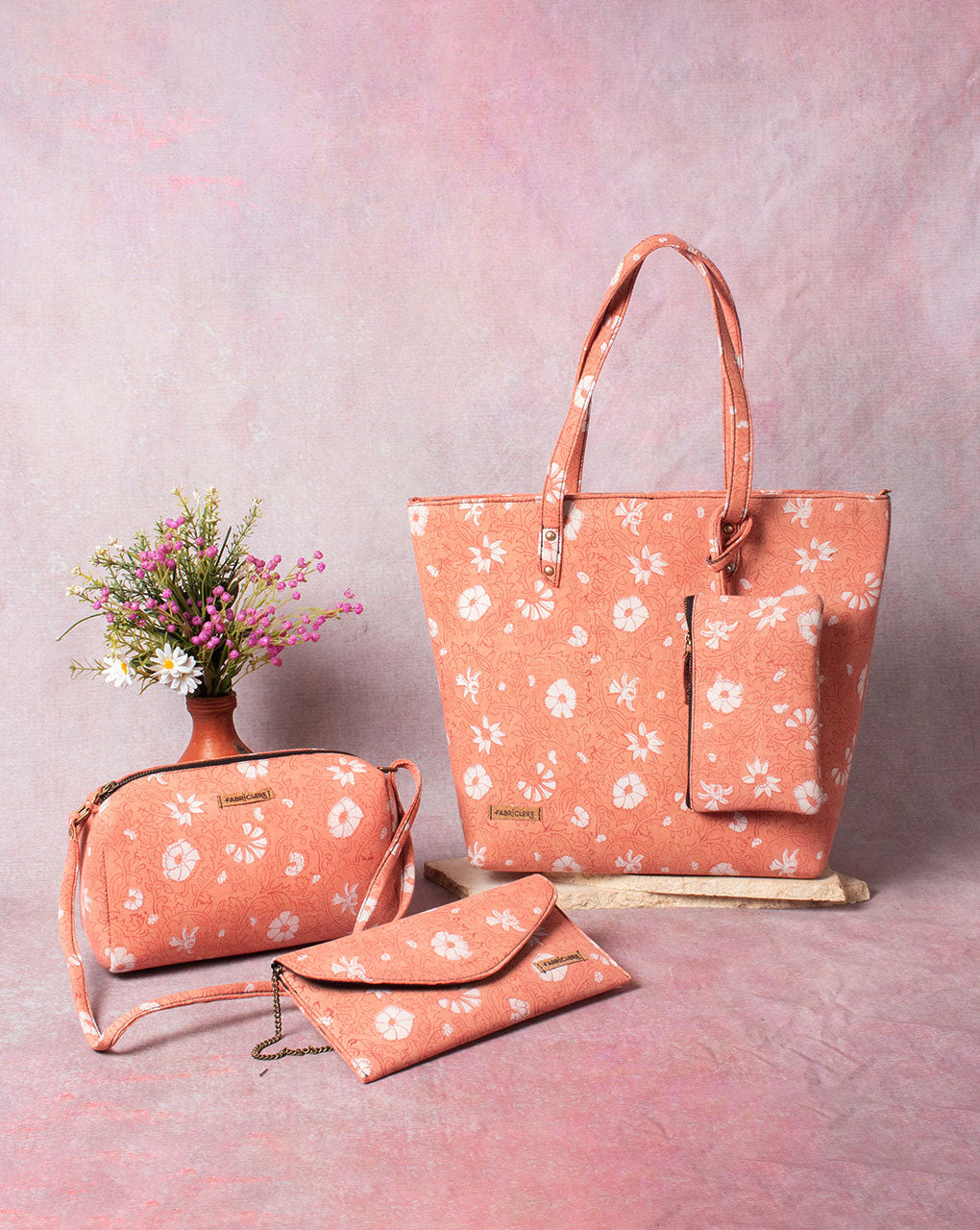 Upcycled Floral Rapid Bags ( Set of 4 ) - Fabriclore.com