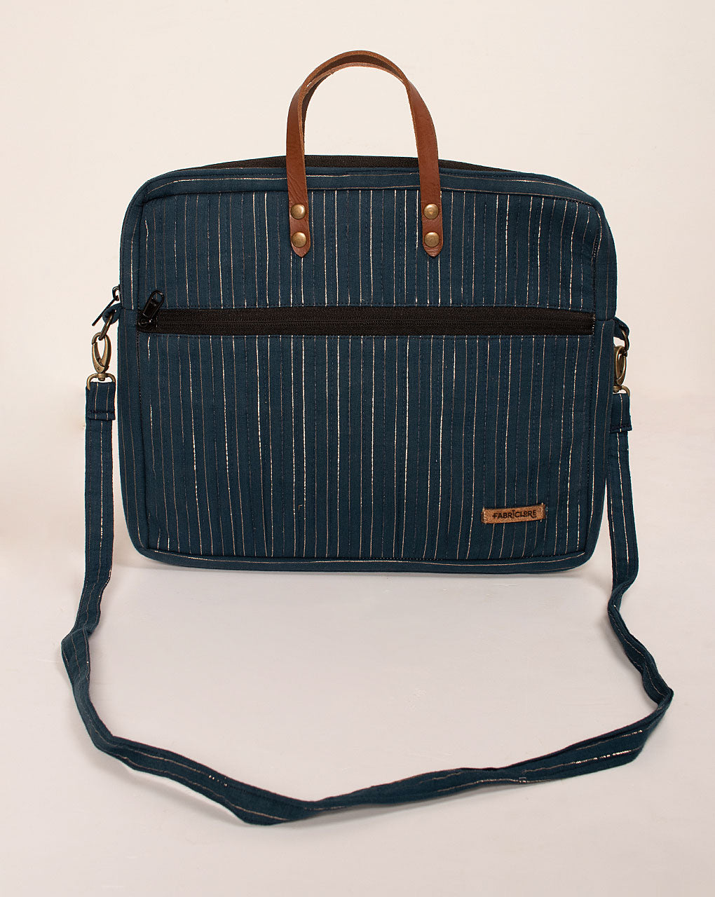 Handcrafted Quilted Laptop Bag - Fabriclore.com
