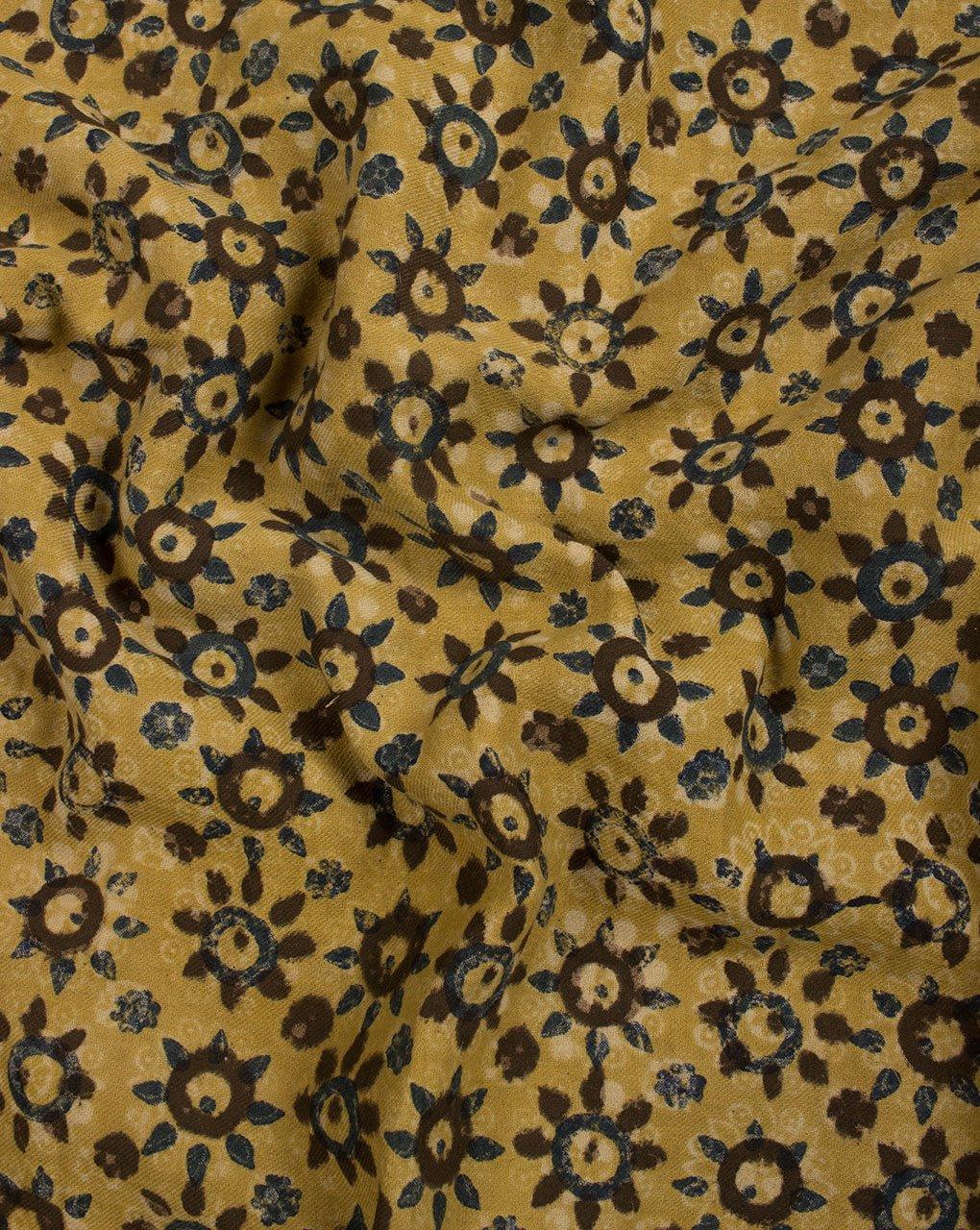 ( Pre-Cut 1.25 MTR ) Floral Pattern Jhag Ajrak Hand Block Natural Dye Pure Handloom Cotton Twill Fabric - Fabriclore.com