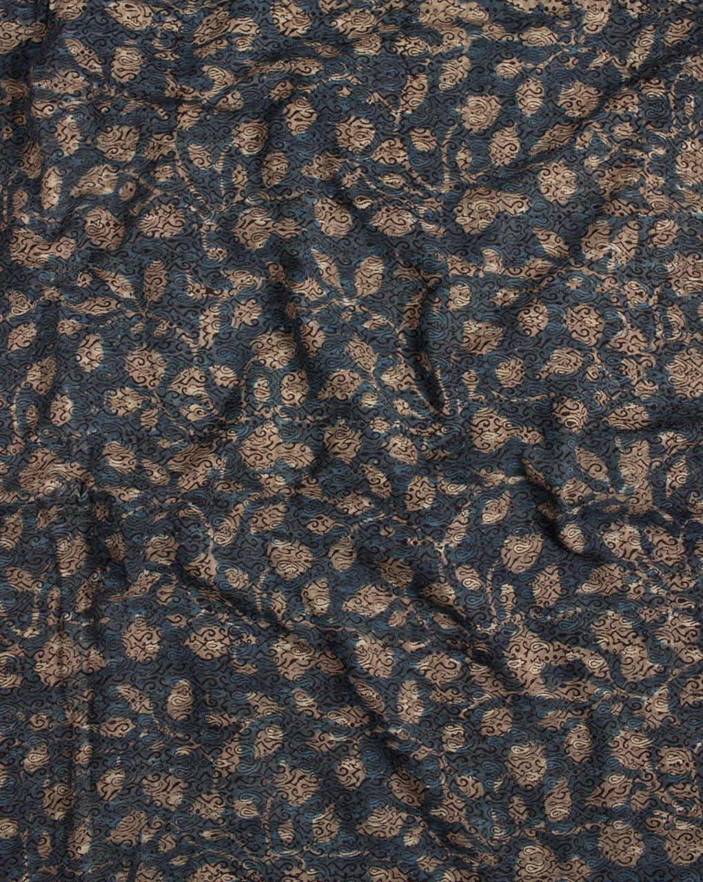 ( Pre-Cut 1.5 MTR ) Floral Jhag Ajrak Hand Block Dobby Cotton Fabric - Fabriclore.com