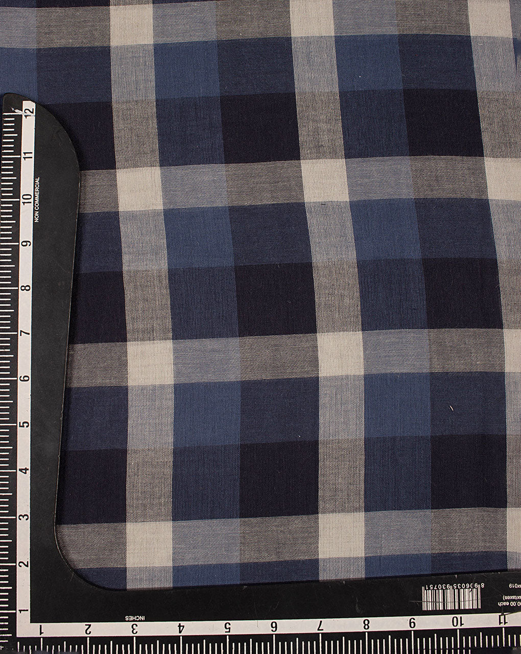 Tartan Checks Woven Reversible Cotton Fabric ( Width 56 Inch ) - Fabriclore.com