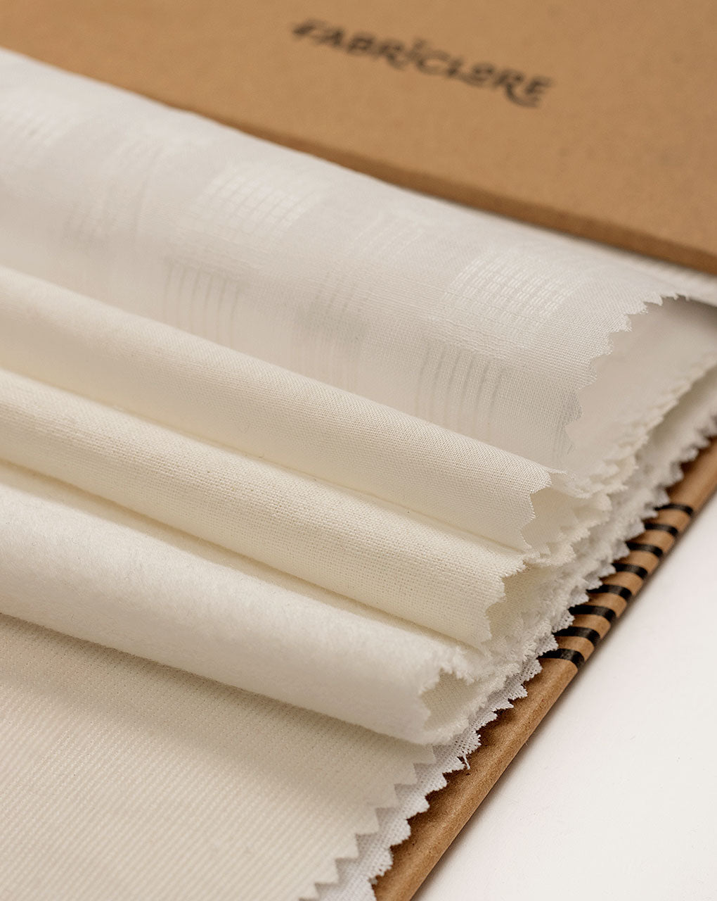 Cotton Fabric Sample Swatch Book ( 14x20 CM ) - Fabriclore.com