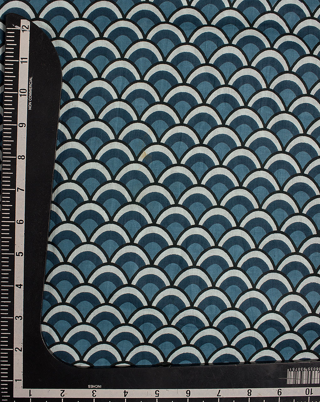 ( Pre Cut 95 CM ) Trellis Screen Print Cotton Fabric