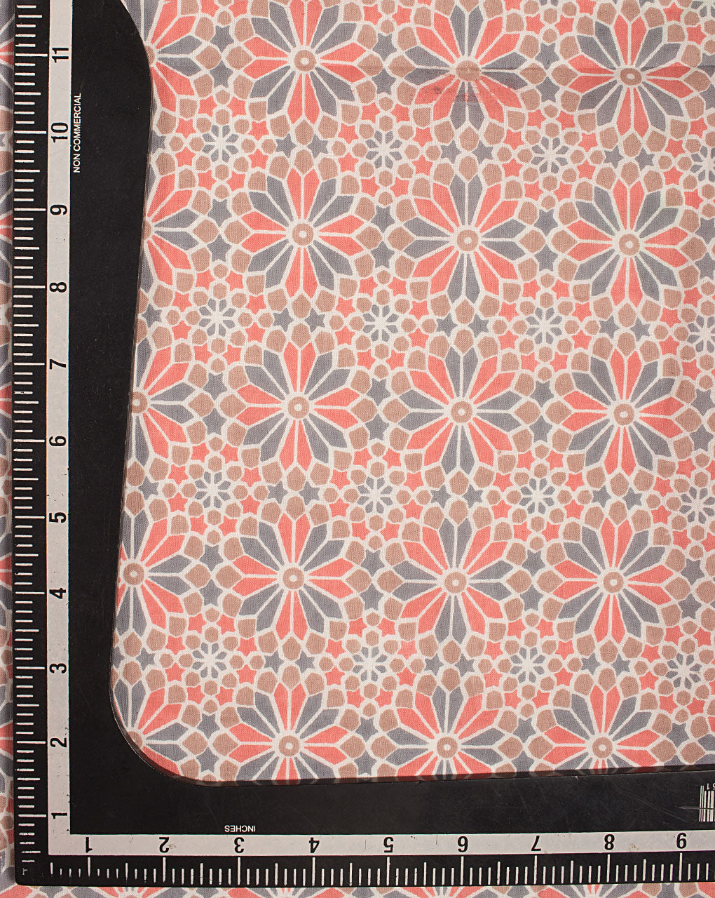 ( Pre Cut 60 CM ) Screen Print Cotton Fabric