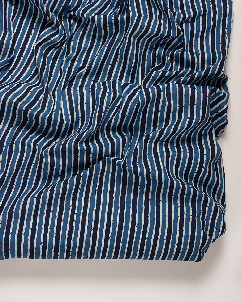 ( Pre Cut 1.75 MTR ) Screen Print Cotton Fabric