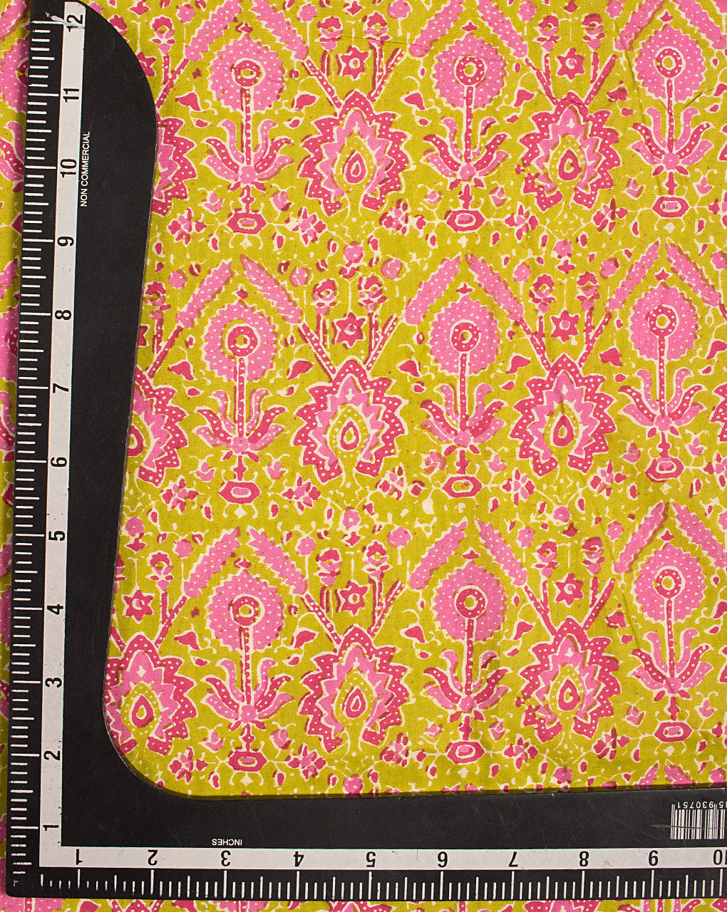 ( Pre Cut 1 MTR ) Screen Print Cotton Fabric