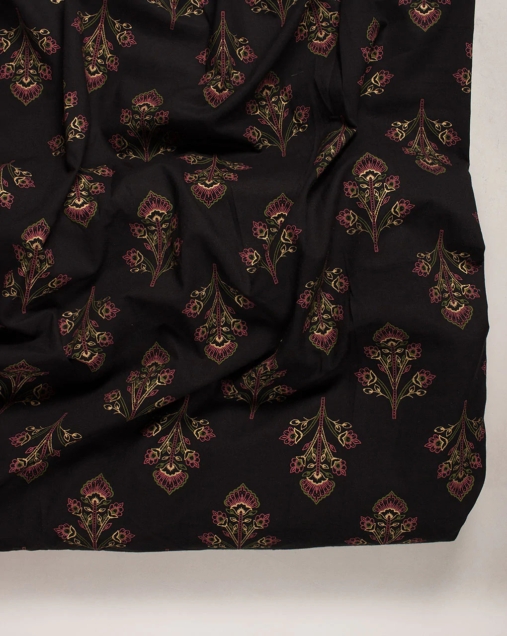 ( Pre Cut 70 CM ) Screen Print Cotton Fabric