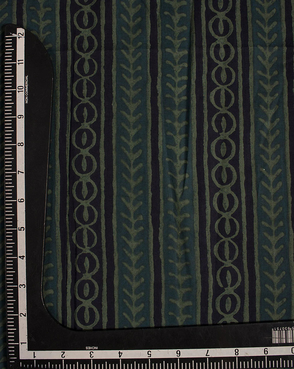 ( Pre Cut 95 CM ) Screen Print Cotton Fabric