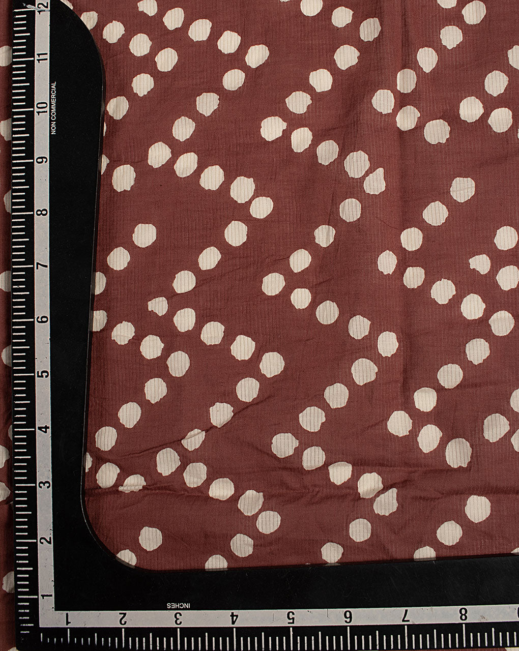 ( Pre Cut 80 CM ) Screen Print Missing Dent Cotton Fabric