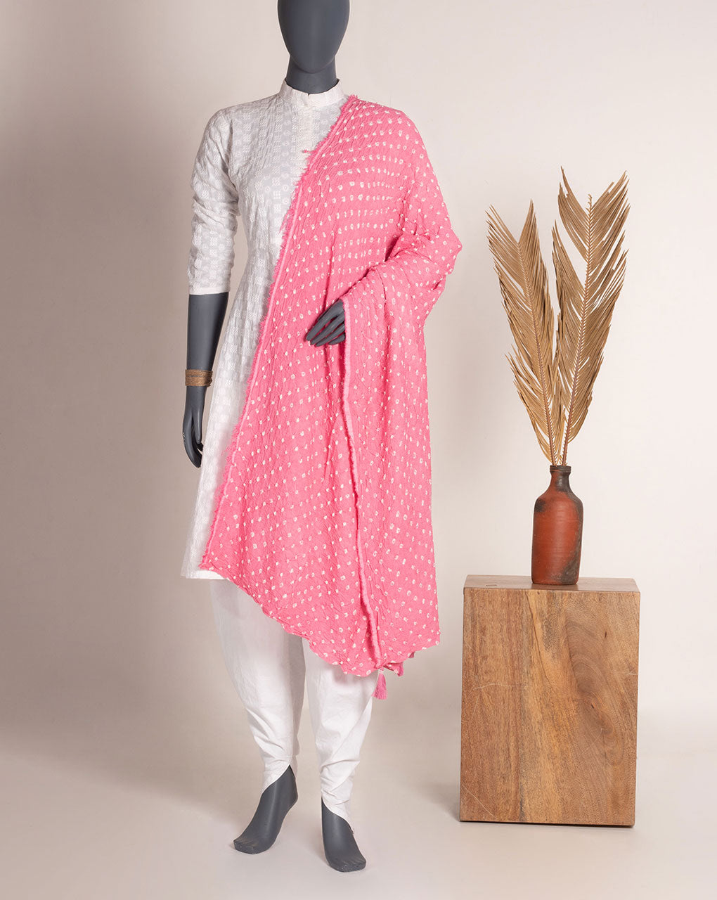 Pink Geometric Bandhani Dobby Rayon Dupatta - Fabriclore.com