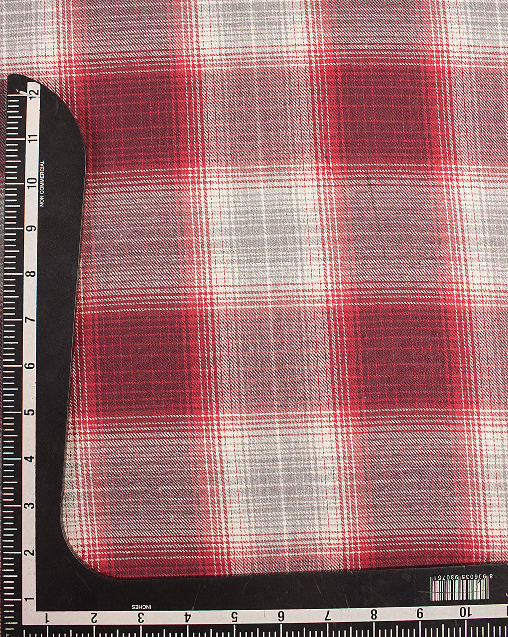 Tartan Checks Cotton Flannel Fabric ( Width 54 Inch ) - Fabriclore.com