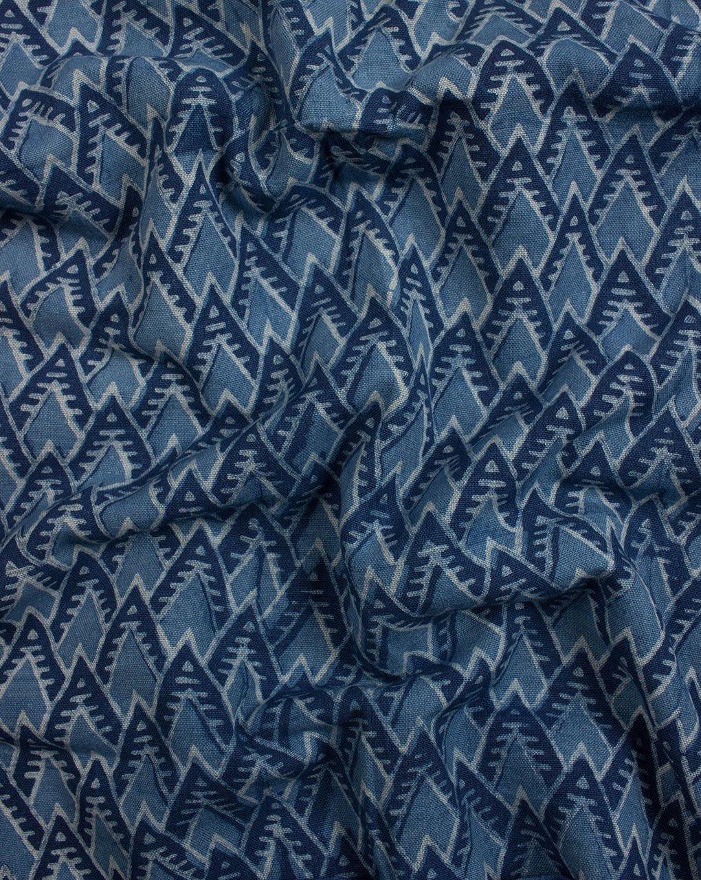 ( Pre-Cut 1.25 MTR ) Blue White Geometric Pattern Akola Hand Block Flex Cotton Fabric - Fabriclore.com