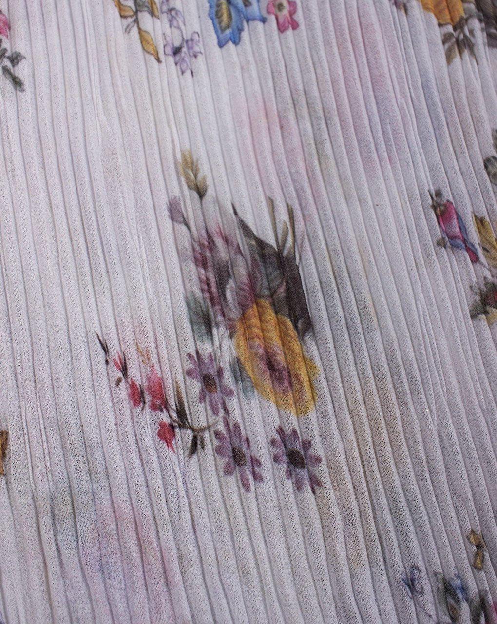 ( Pre-Cut 60 CM ) Off-White Pink Floral Pattern Digital Print Pleated Georgette Fabric ( Width 56 Inch ) - Fabriclore.com