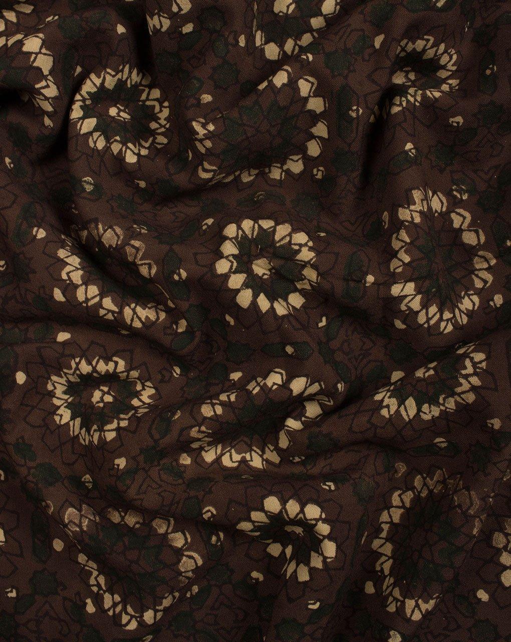 ( Pre-Cut 1 MTR ) Floral Pattern Jhag Ajrak Hand Block Natural Dye Rayon Fabric ( Width 42 Inch ) - Fabriclore.com
