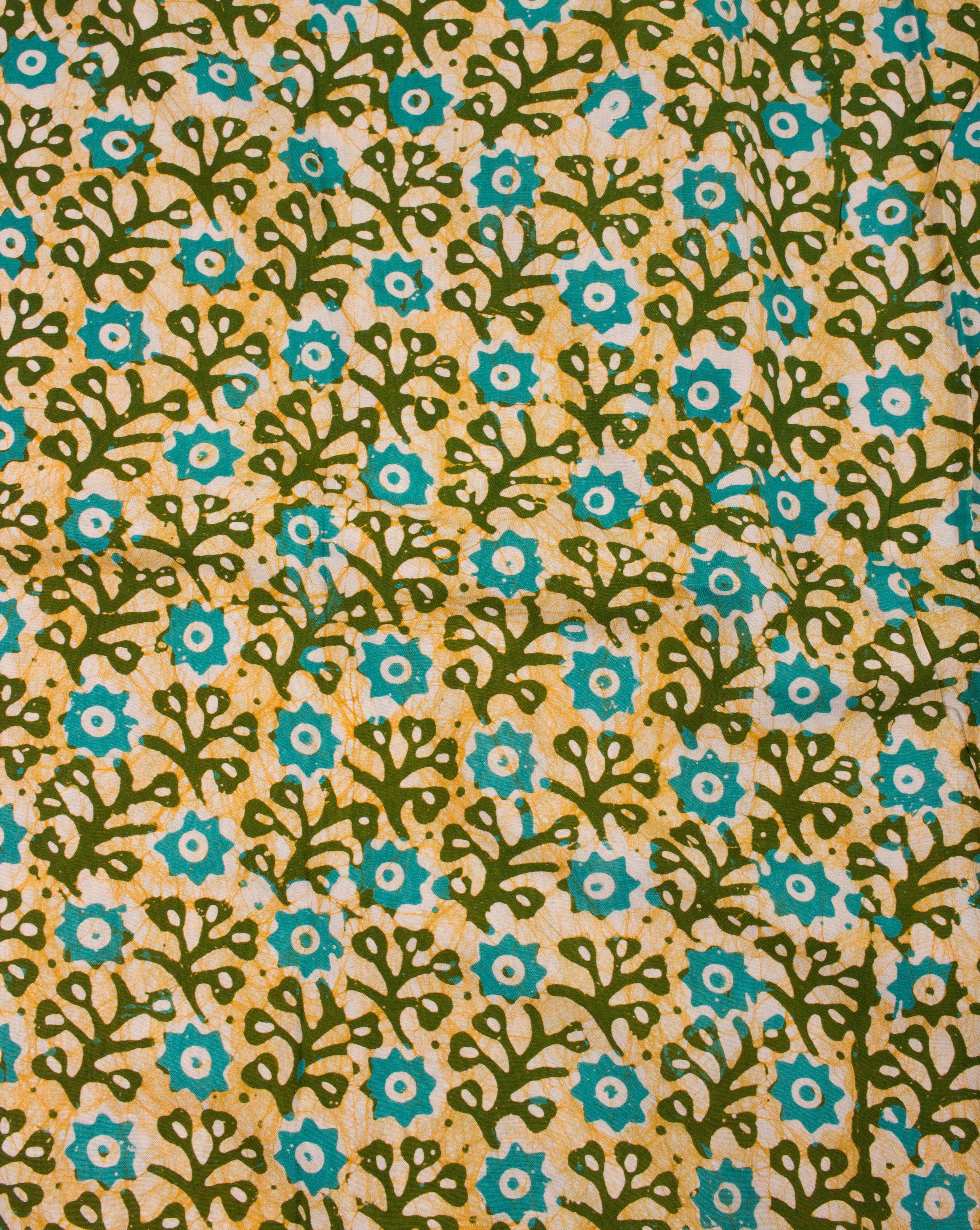 ( Pre-Cut 1.75 MTR ) Green Off-White Floral Hand Block Wax Batik Rayon Fabric - Fabriclore.com