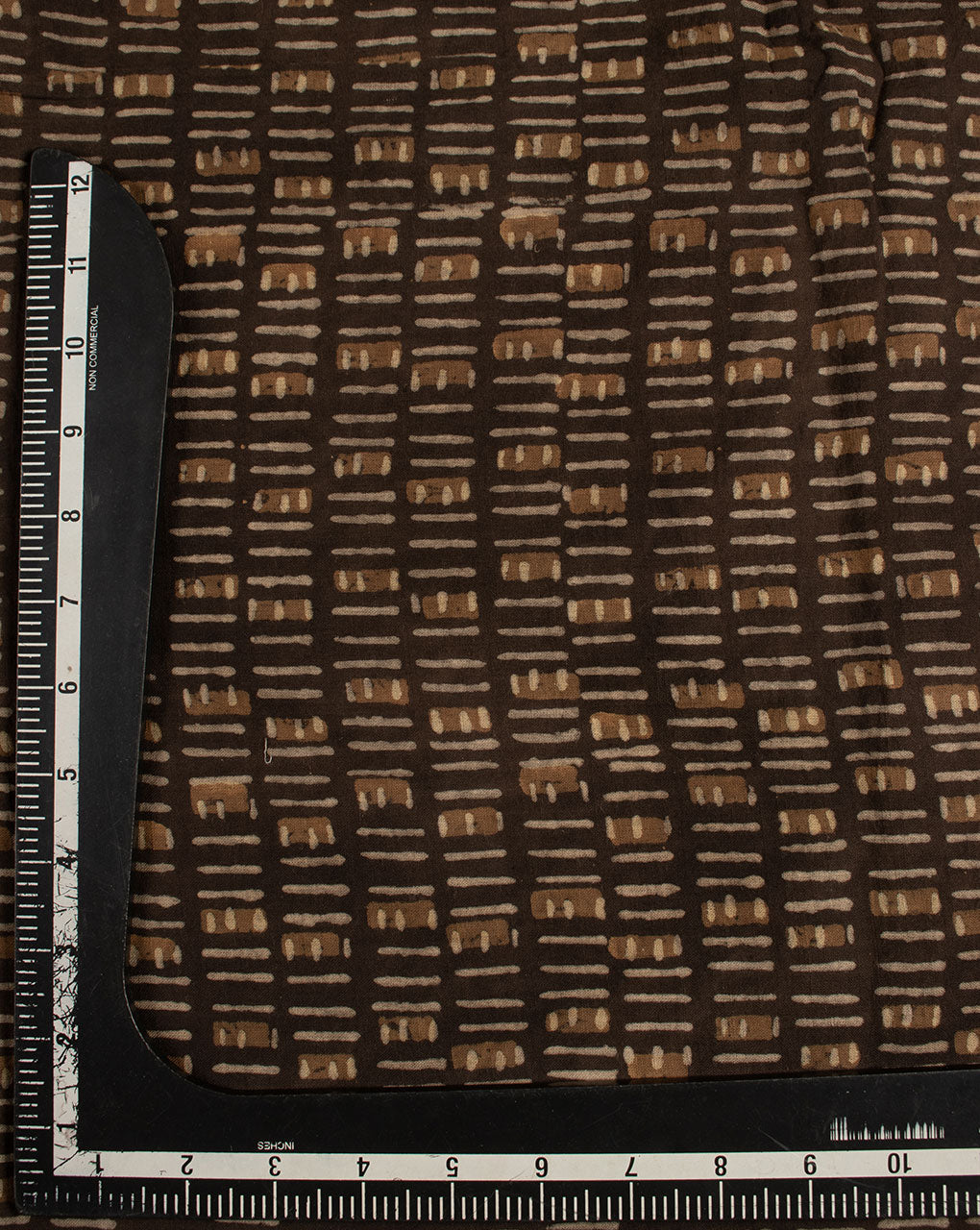 Geometric Akola Hand Block Slub Cotton Fabric - Fabriclore.com