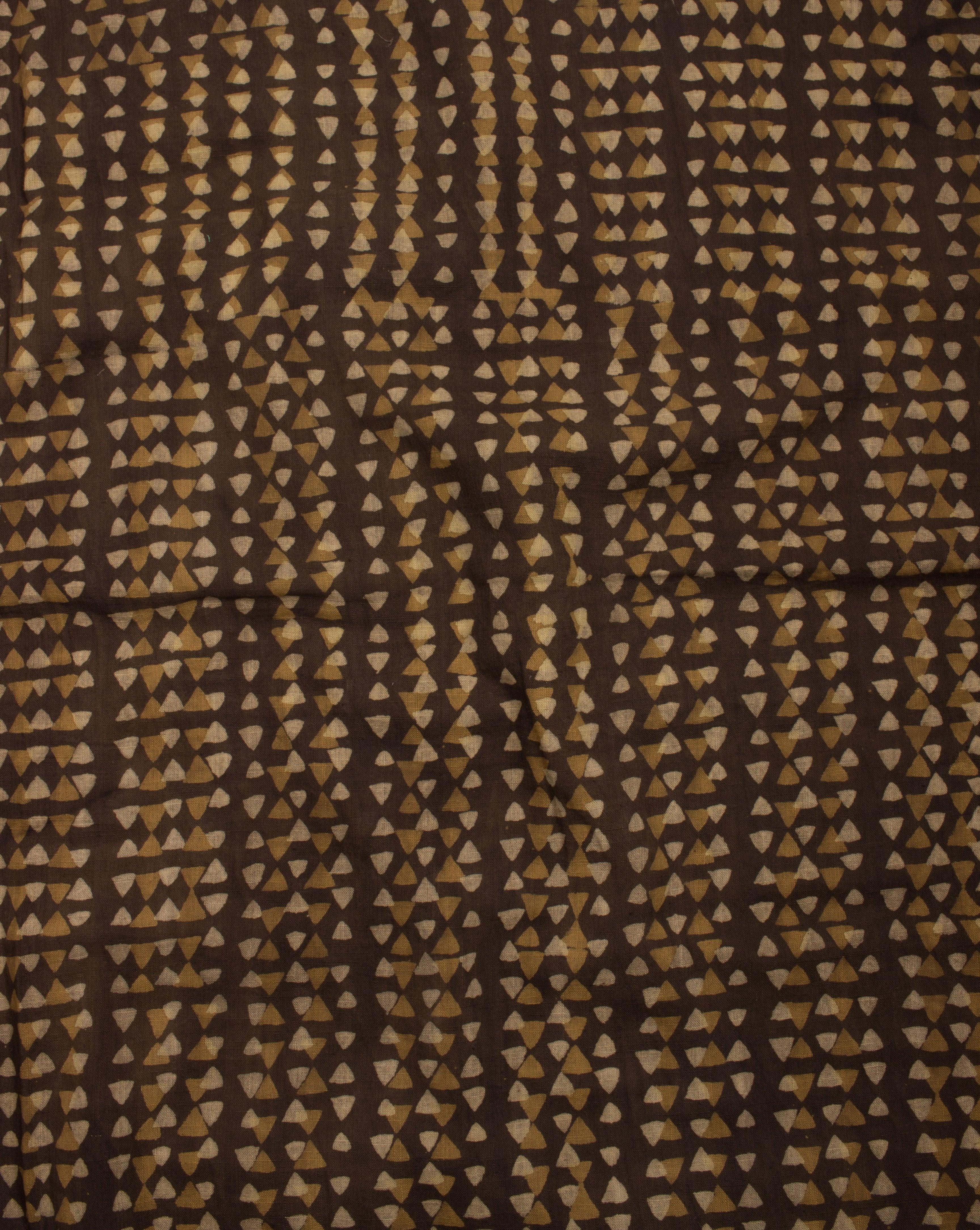 ( Pre-Cut 1 MTR ) Geometric Pattern Akola Hand Block Slub Cotton Fabric - Fabriclore.com
