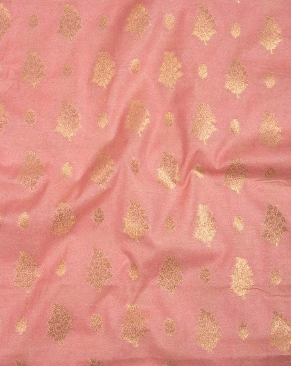 Salmon & Gold Floral Pattern Zari Jacquard Banarasi Taffeta Silk Fabric - Fabriclore.com