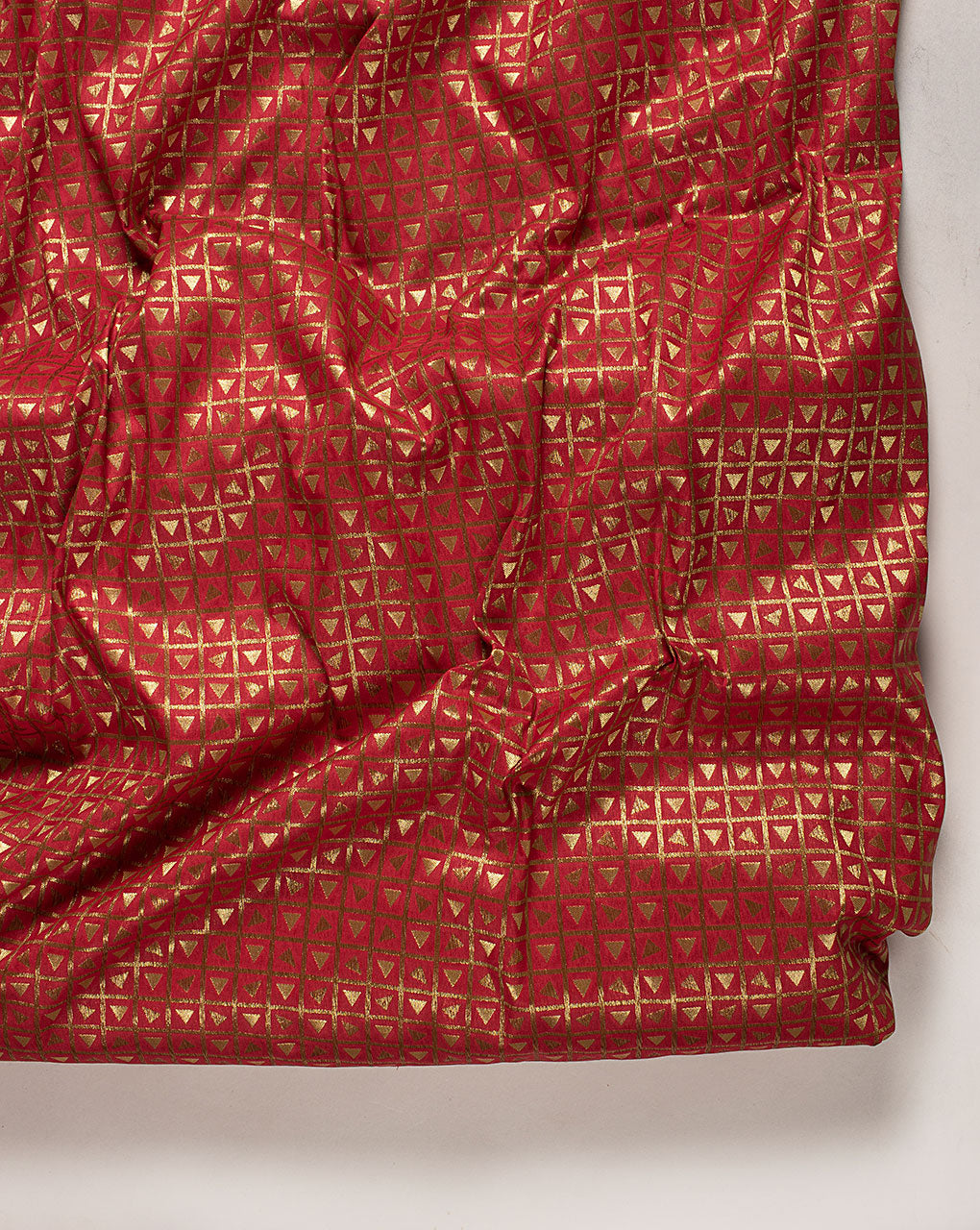 ( Pre Cut 95 CM ) Zari Jacquard Pure Taffeta Silk Fabric