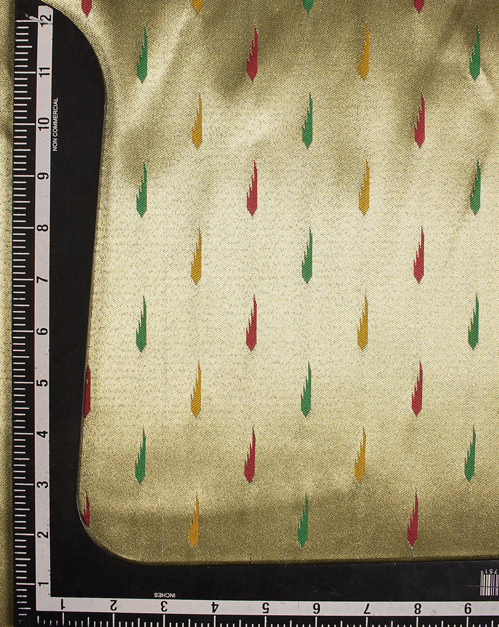 ( Pre Cut 1 MTR ) Zari Banarasi Taffeta Silk Fabric