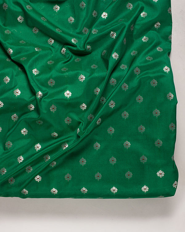 Silk Fabric Buy Rich & Beautiful Silk Fabric Online Best Price Page 2