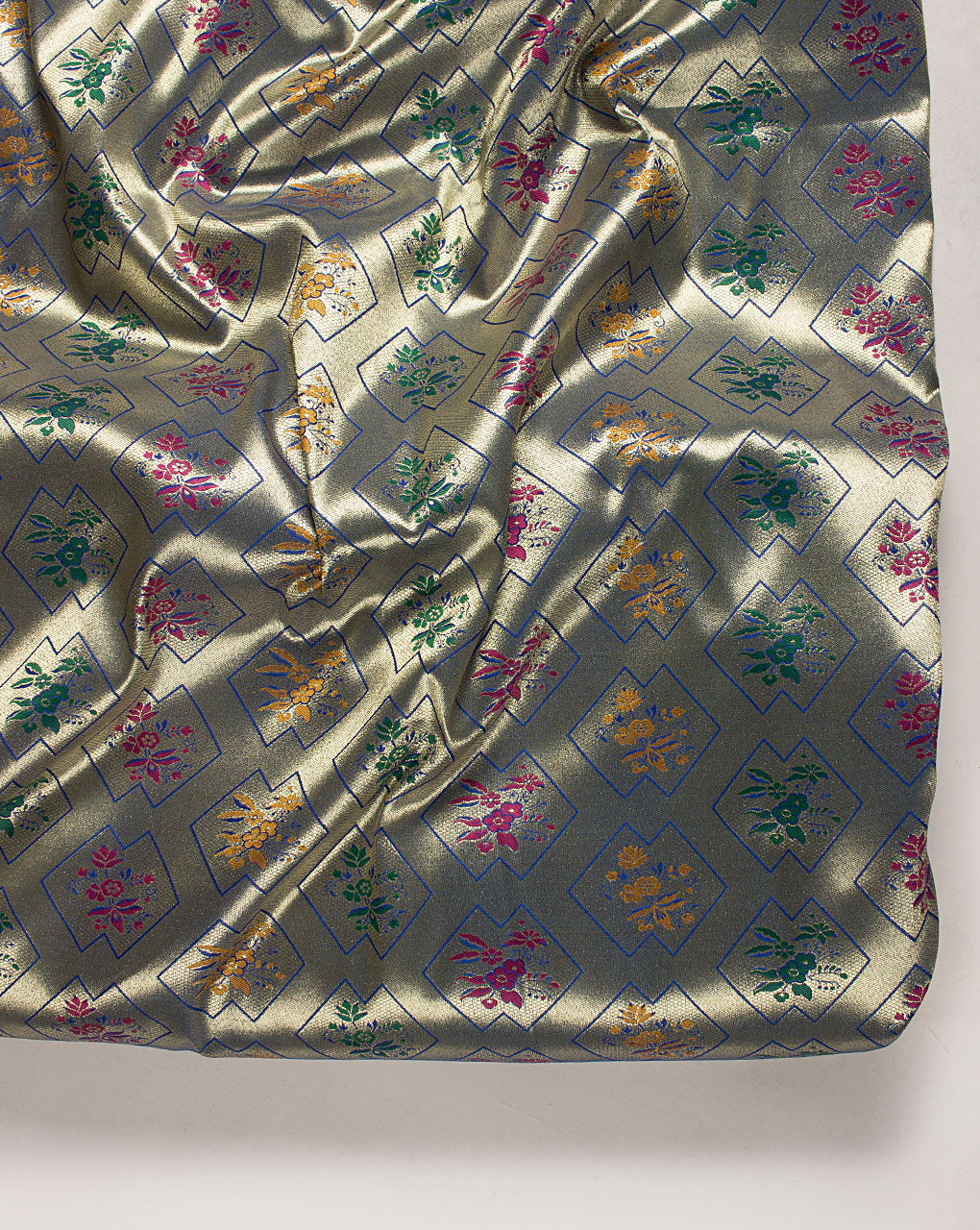 Zari Jacquard Banarasi Taffeta Silk Fabric