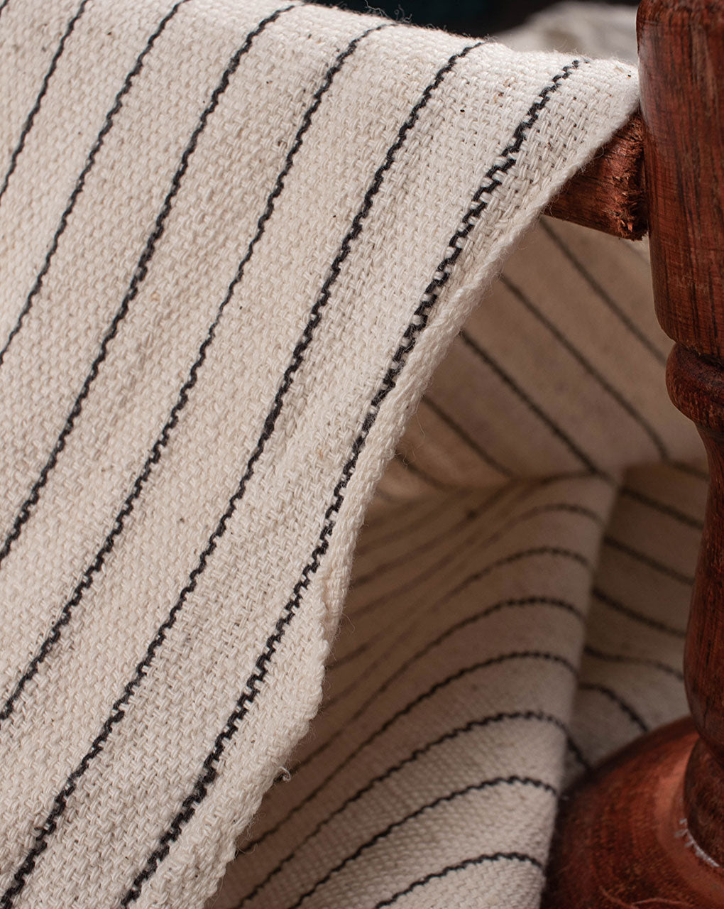 Handwoven Organic Kala Cotton Fabric ( Width 42 ) - Fabriclore.com