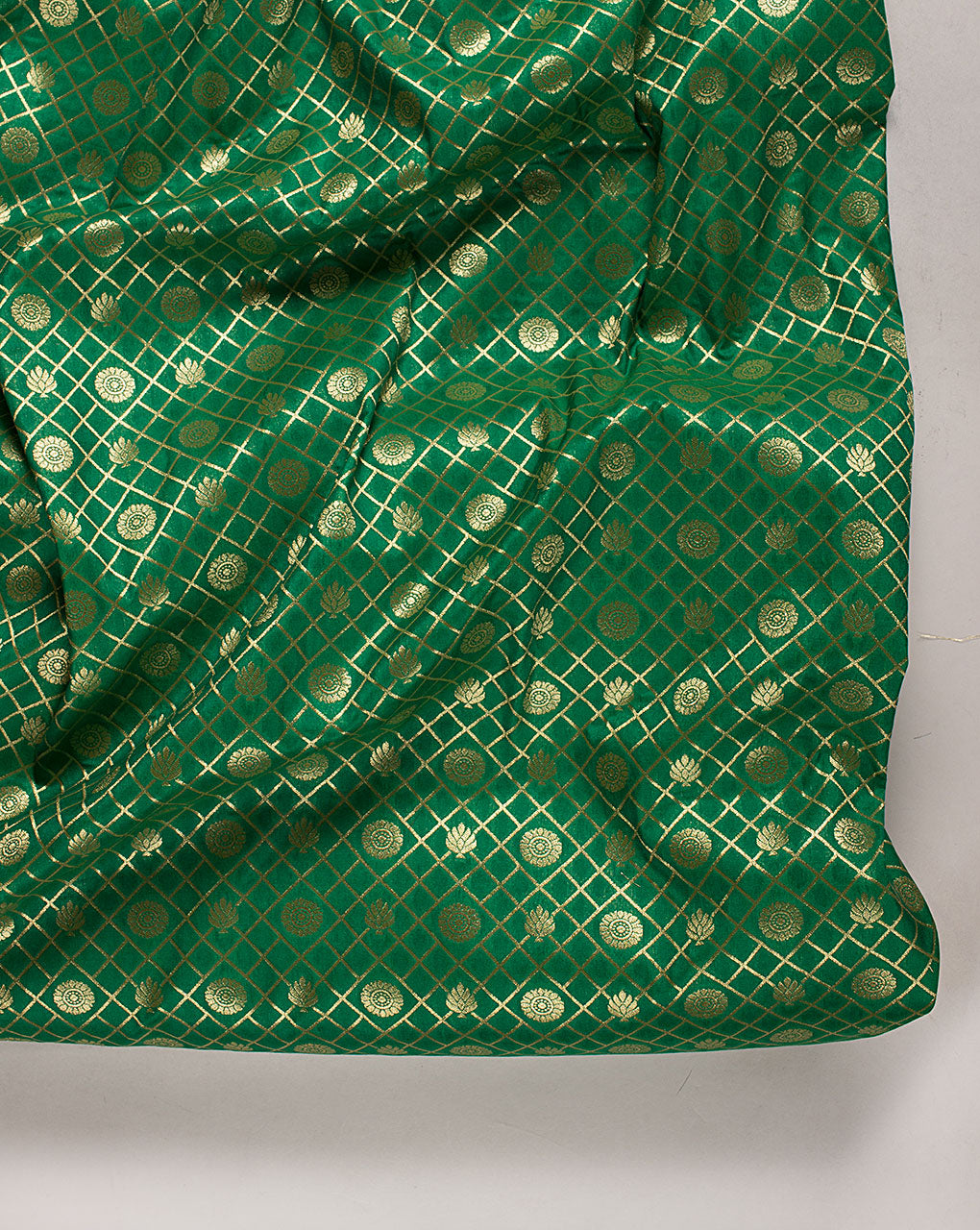 Zari Jacquard Banarasi Kataan Silk Fabric