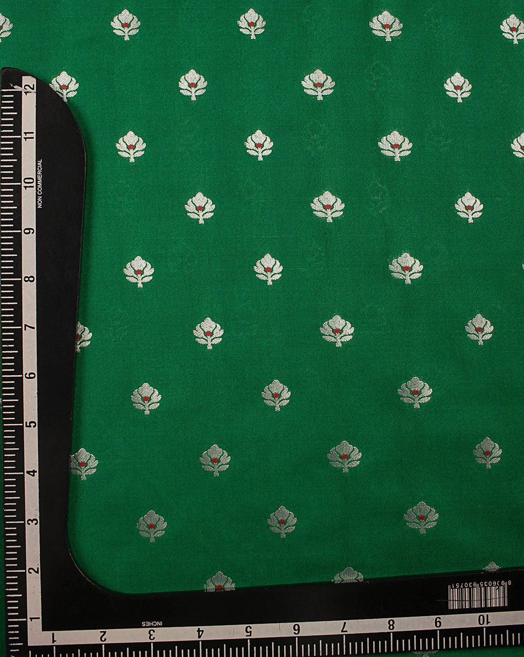 Booti Zari Jacquard Banarasi Taffeta Silk Fabric - Fabriclore.com